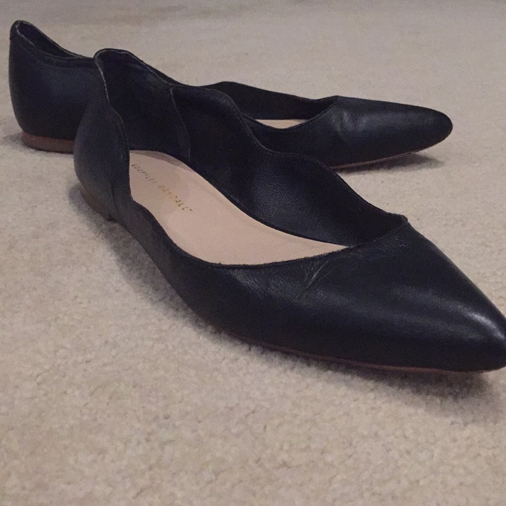 Loeffler Randall ladies flats. Size 8.5